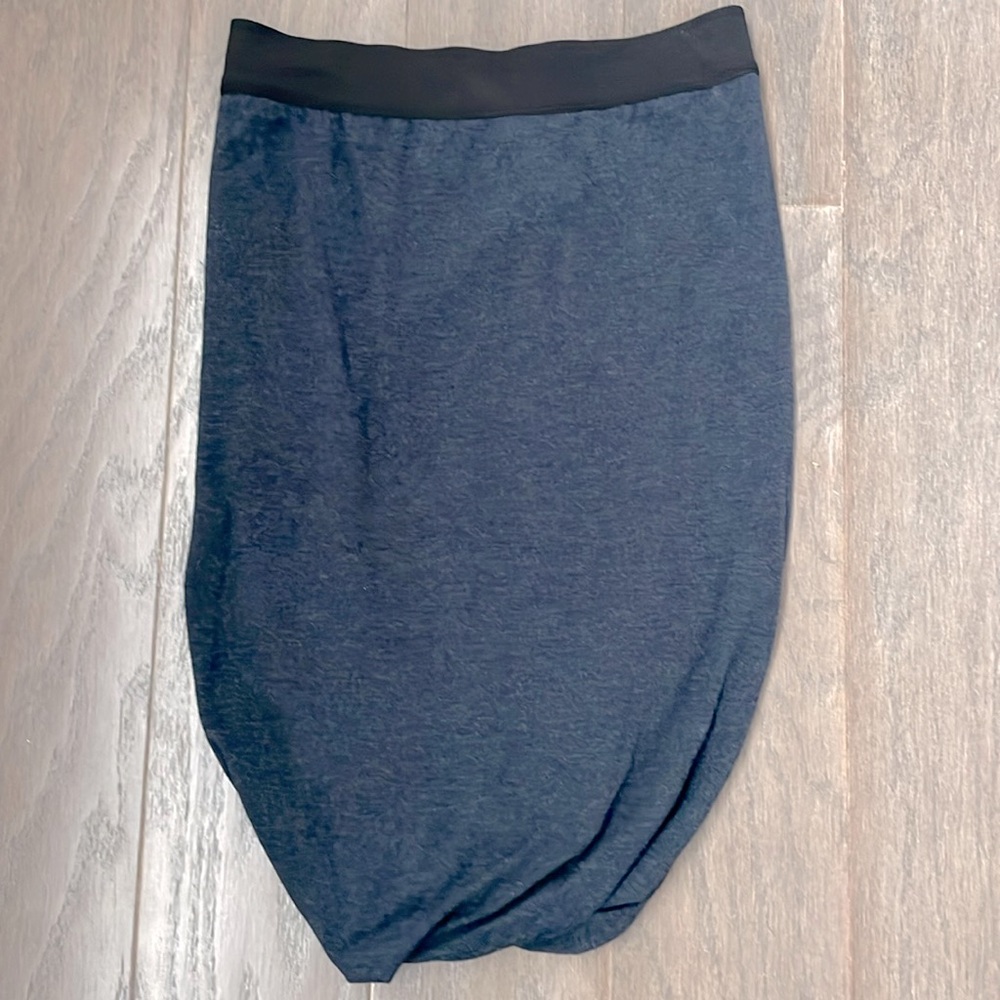 T by Alexander Wang bubble hem knit navy heathered mini skirt, size XS